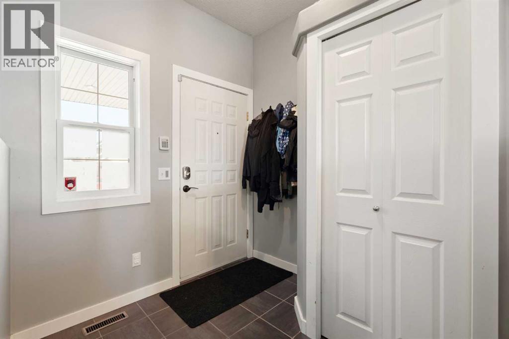 310 Coventry Road NE