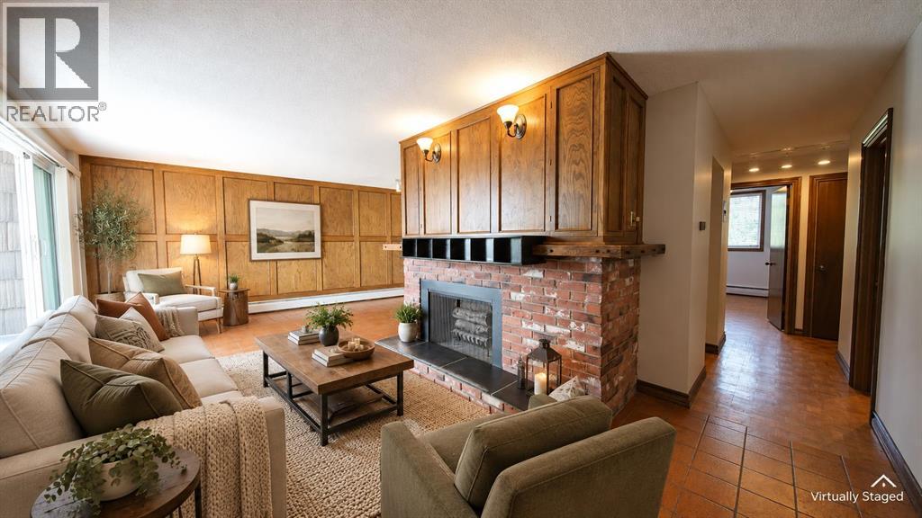 201, 512 Cedar Crescent SW