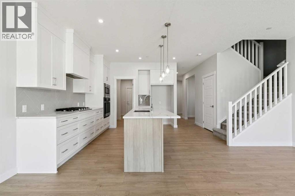 322 Hotchkiss Common SE