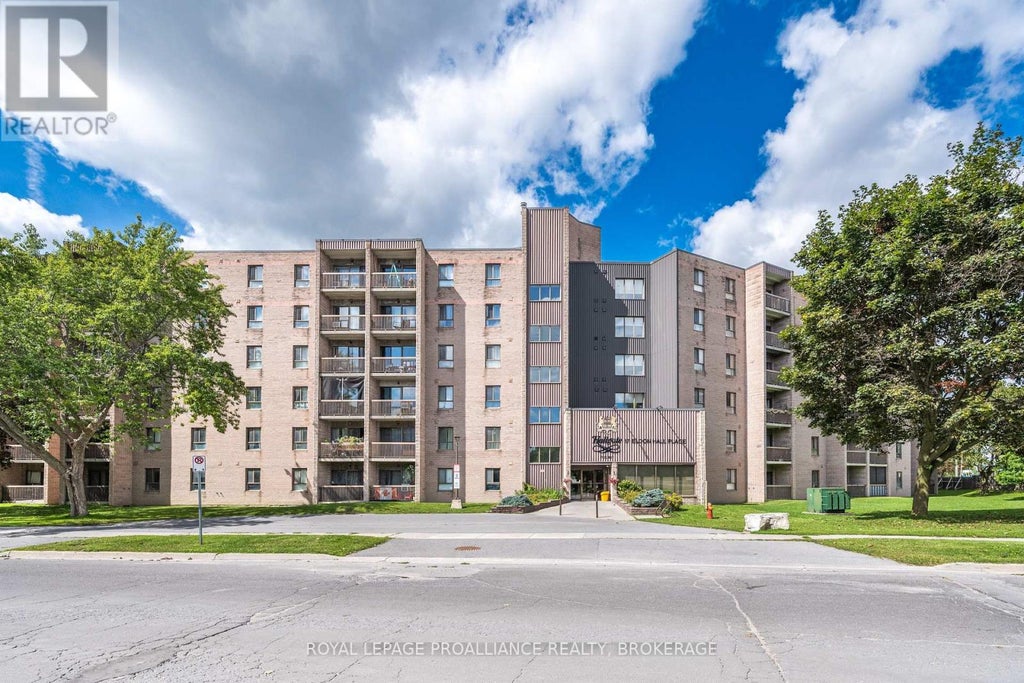 112 - 17 ELDON HALL PLACE, KINGSTON (CENTRAL CITY WEST), ON K7M 7H5 - Image 3302468138.jpeg?d=l