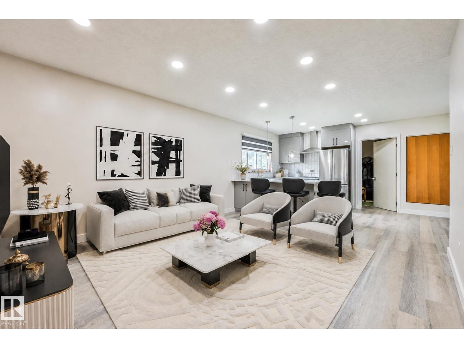 13608 114 ST NW