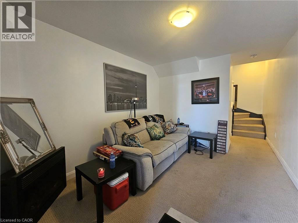 1169 GARNER Road Unit# 17