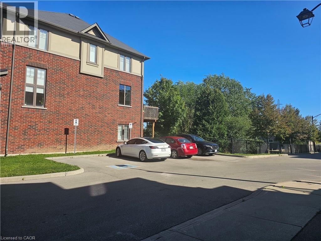 1169 GARNER Road Unit# 17