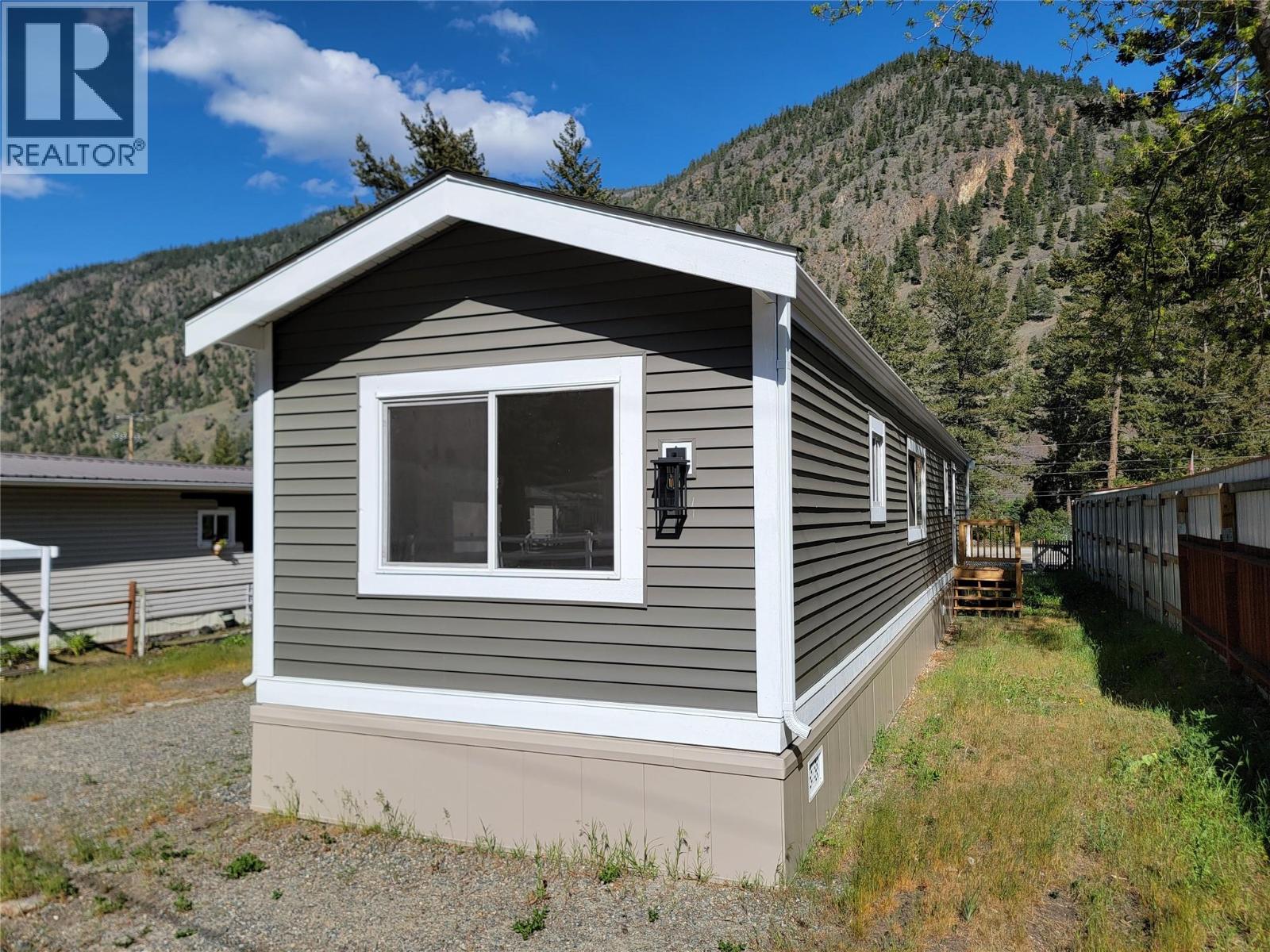 1514 Highway 3A Unit# 3