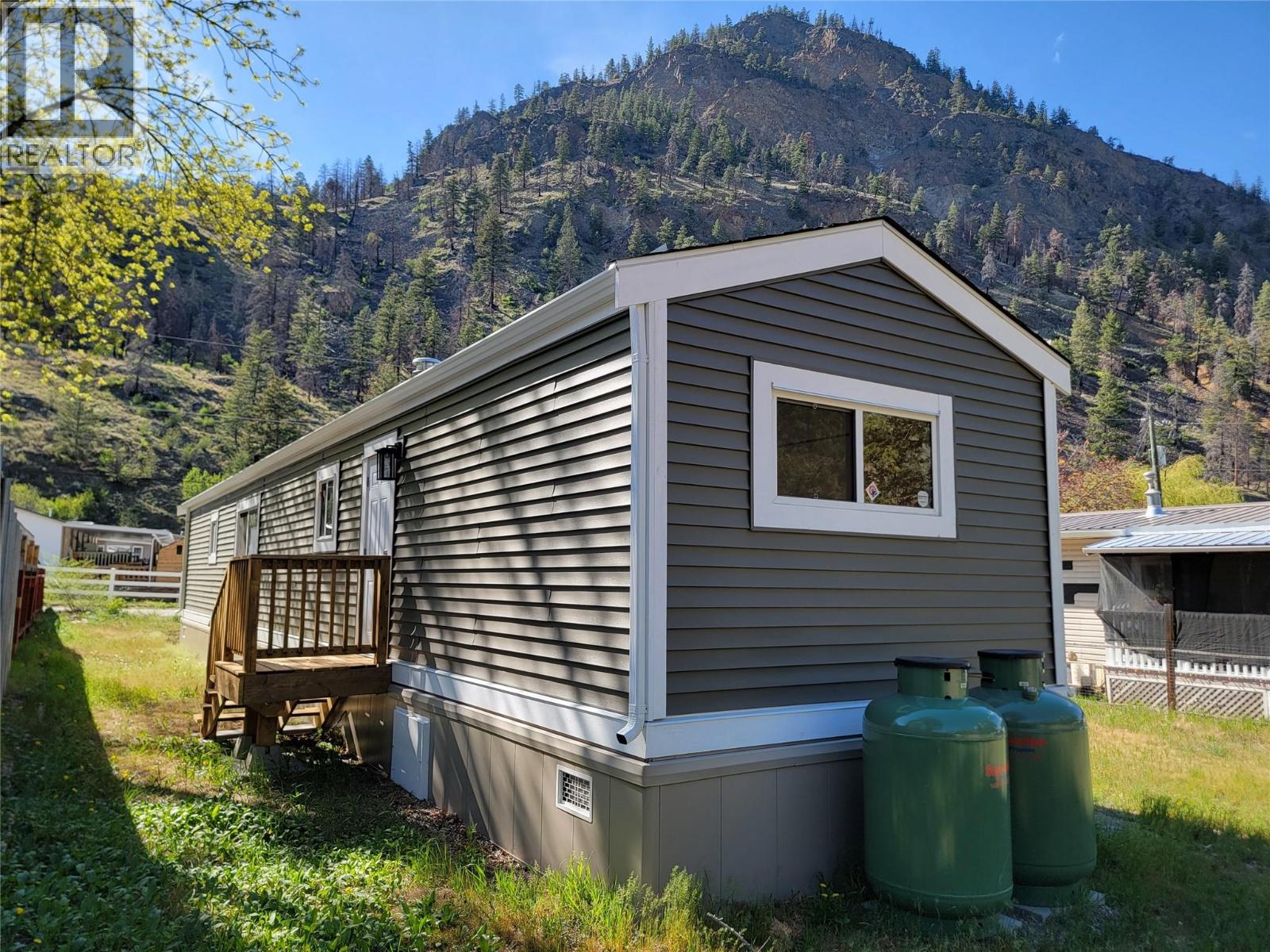 1514 Highway 3A Unit# 3