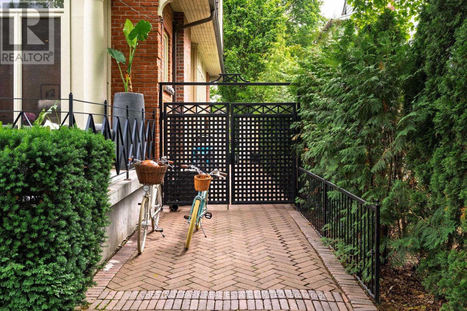 83 BINSCARTH ROAD