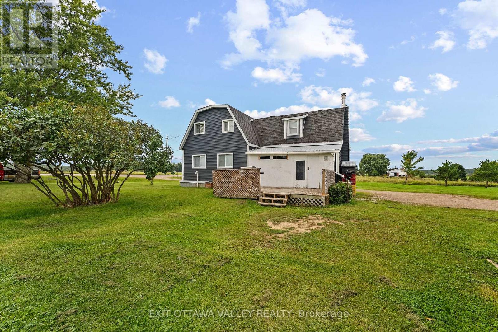 38922 41 HIGHWAY - Photo 4