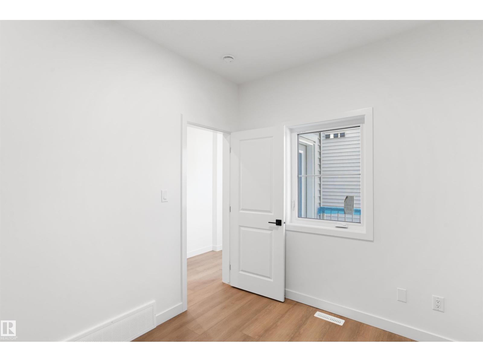 153 Munn WY