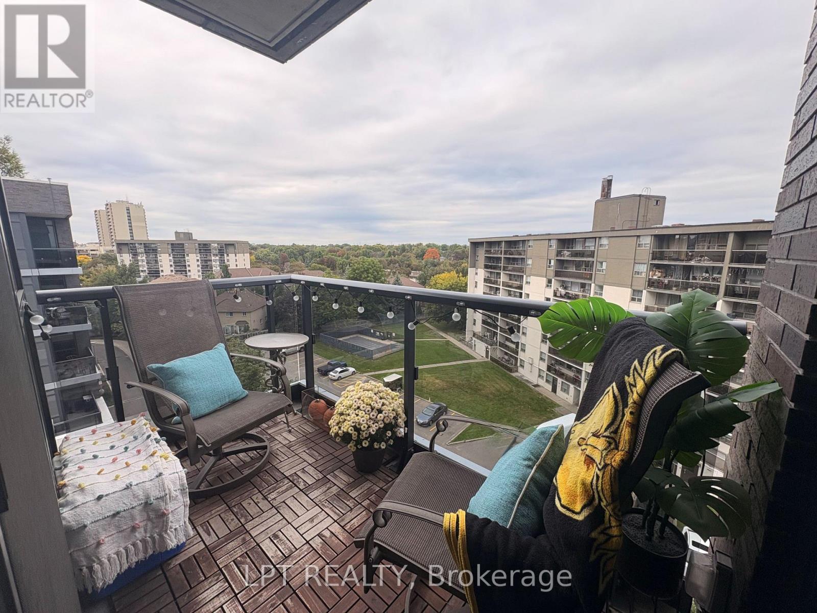 709 - 10 GIBBS ROAD