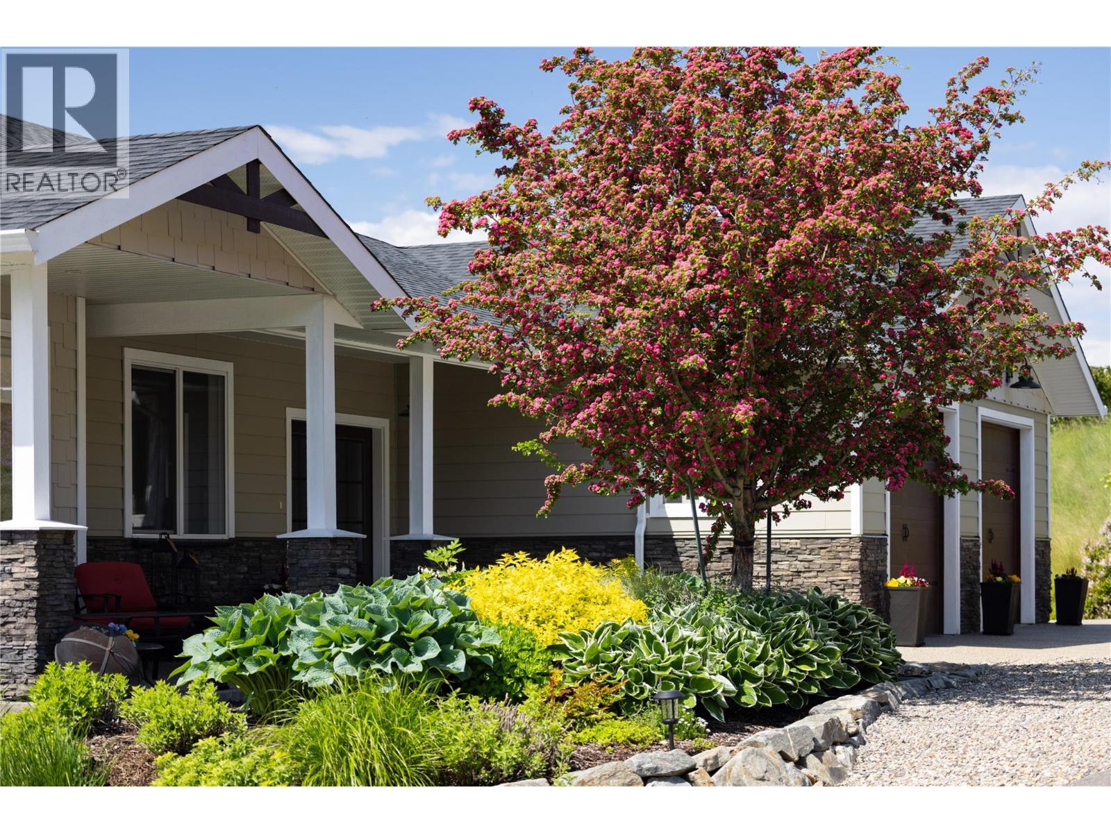 98 Ranchland Place