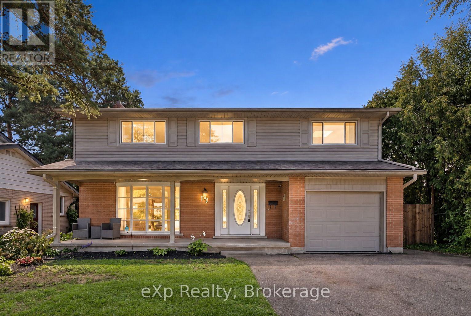 17 CARMINE PLACE