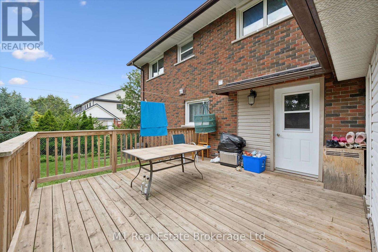 53 JANEFIELD AVENUE