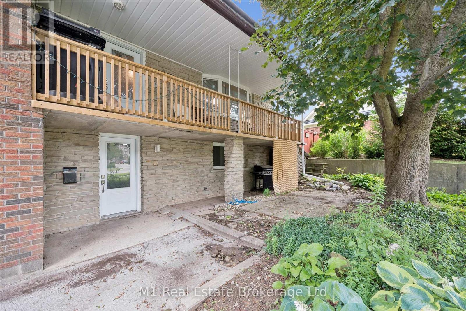 53 JANEFIELD AVENUE