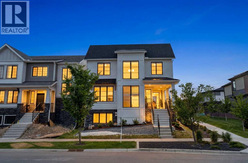 235 Treeline View SW