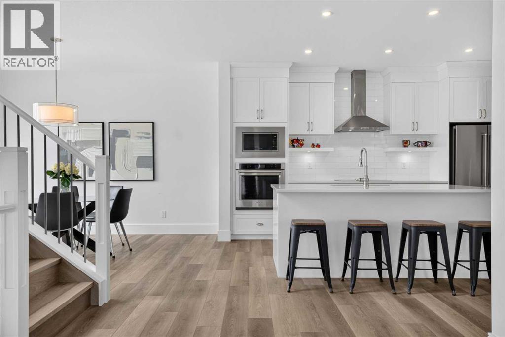 235 Treeline View SW