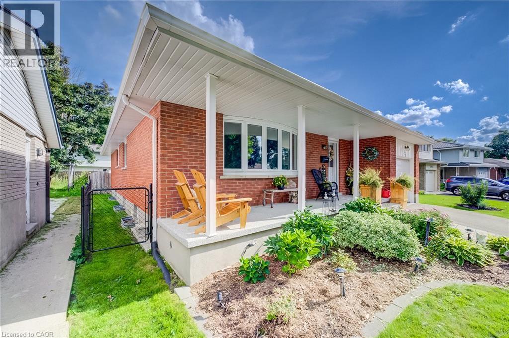 422 GRANGEWOOD Drive