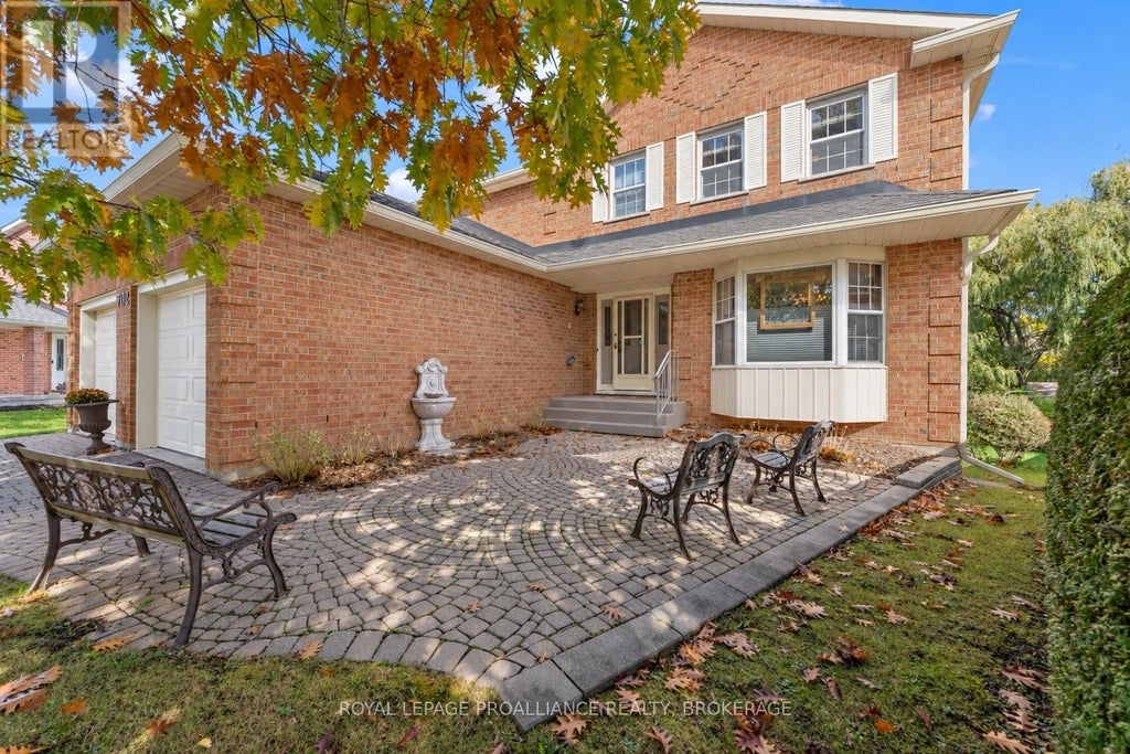 702 PARKSIDE CRESCENT, KINGSTON (EAST GARDINERS RD), ON K7M 8A7 - Image 3588440943.jpeg?d=l