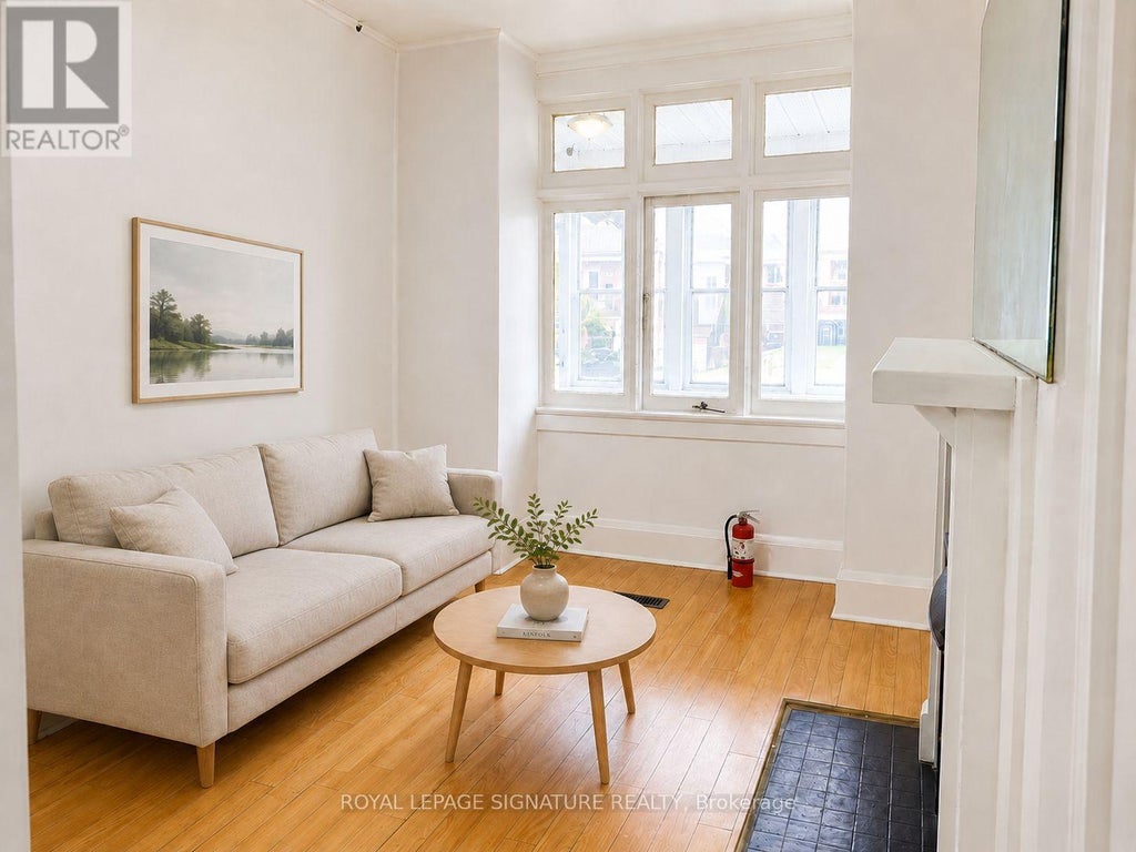 916 WOODBINE AVENUE, TORONTO (WOODBINE CORRIDOR), ON M4C 4B7 - Image 701114153.jpeg?d=l
