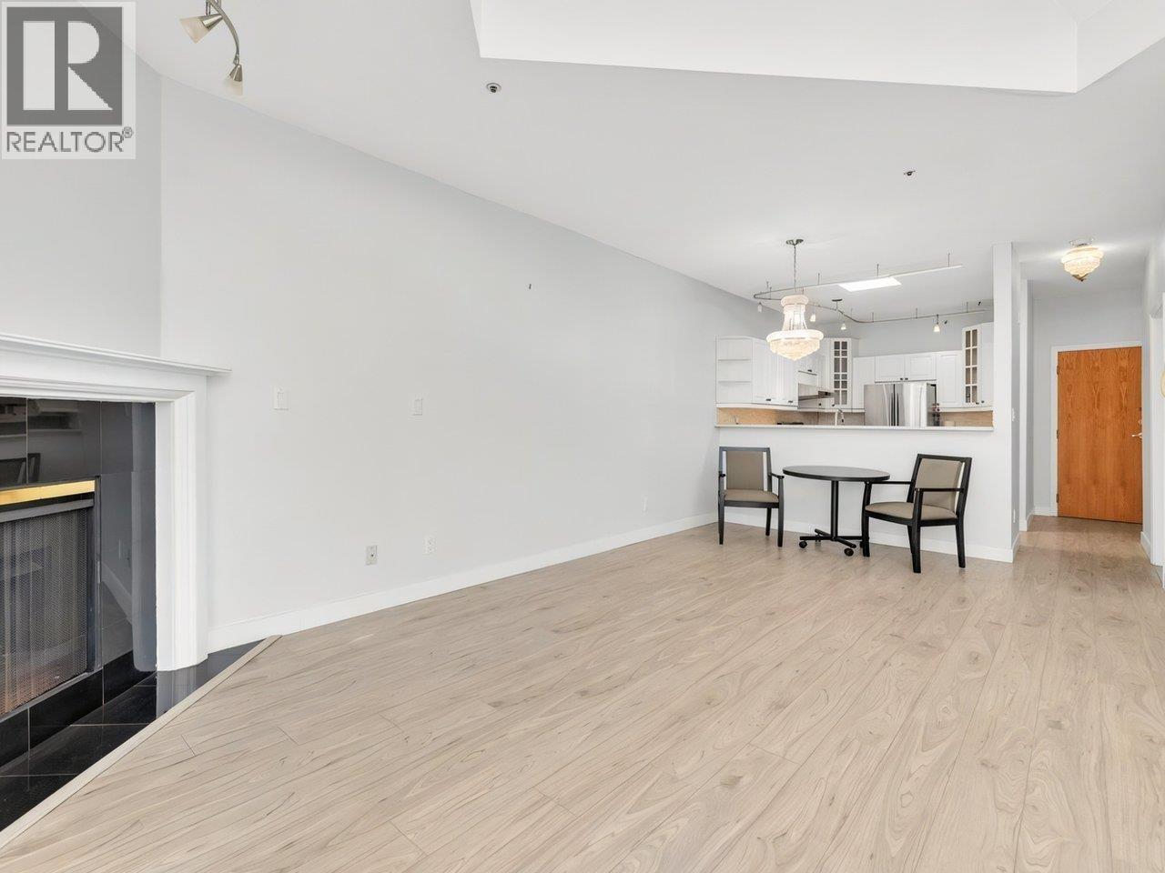 315 8651 ACKROYD ROAD