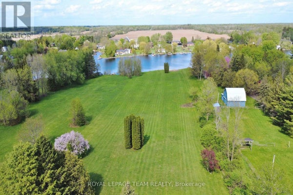 5965 Rideau Valley Dr N, Ottawa, ON 2