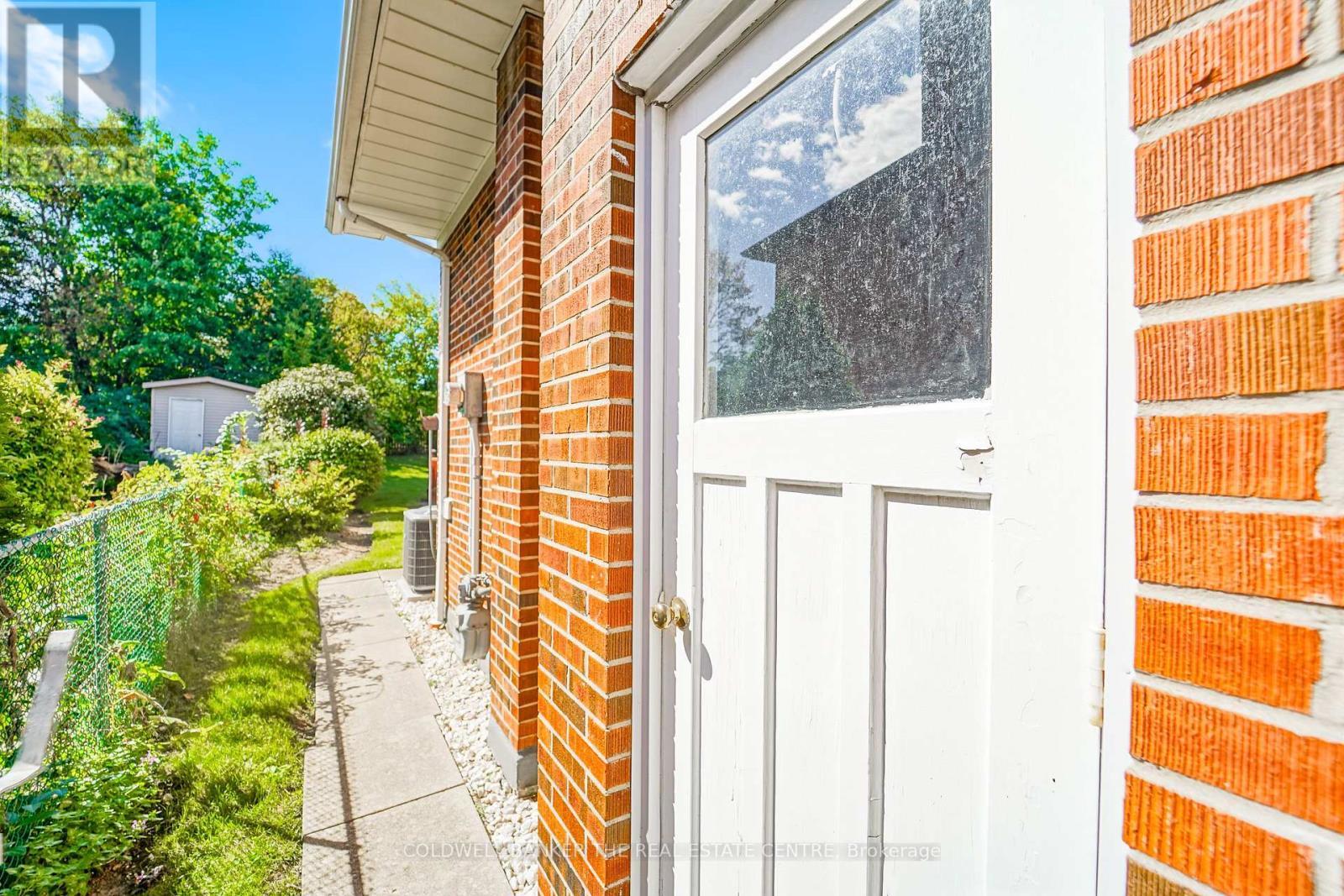 111 BRIARSCROSS BOULEVARD