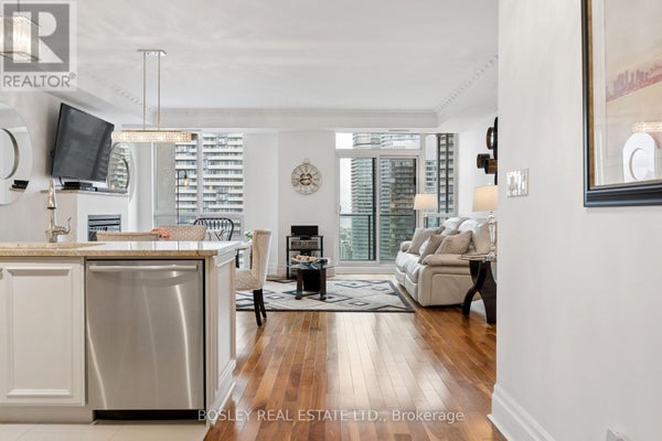 4501 - 16 Harbour St, Toronto (Waterfront Communities), ON 4