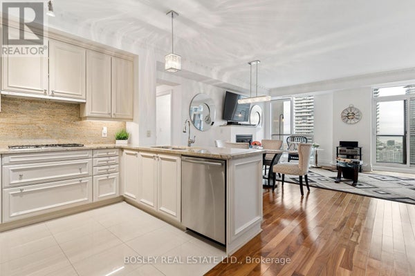 4501 - 16 Harbour St, Toronto (Waterfront Communities), ON 5