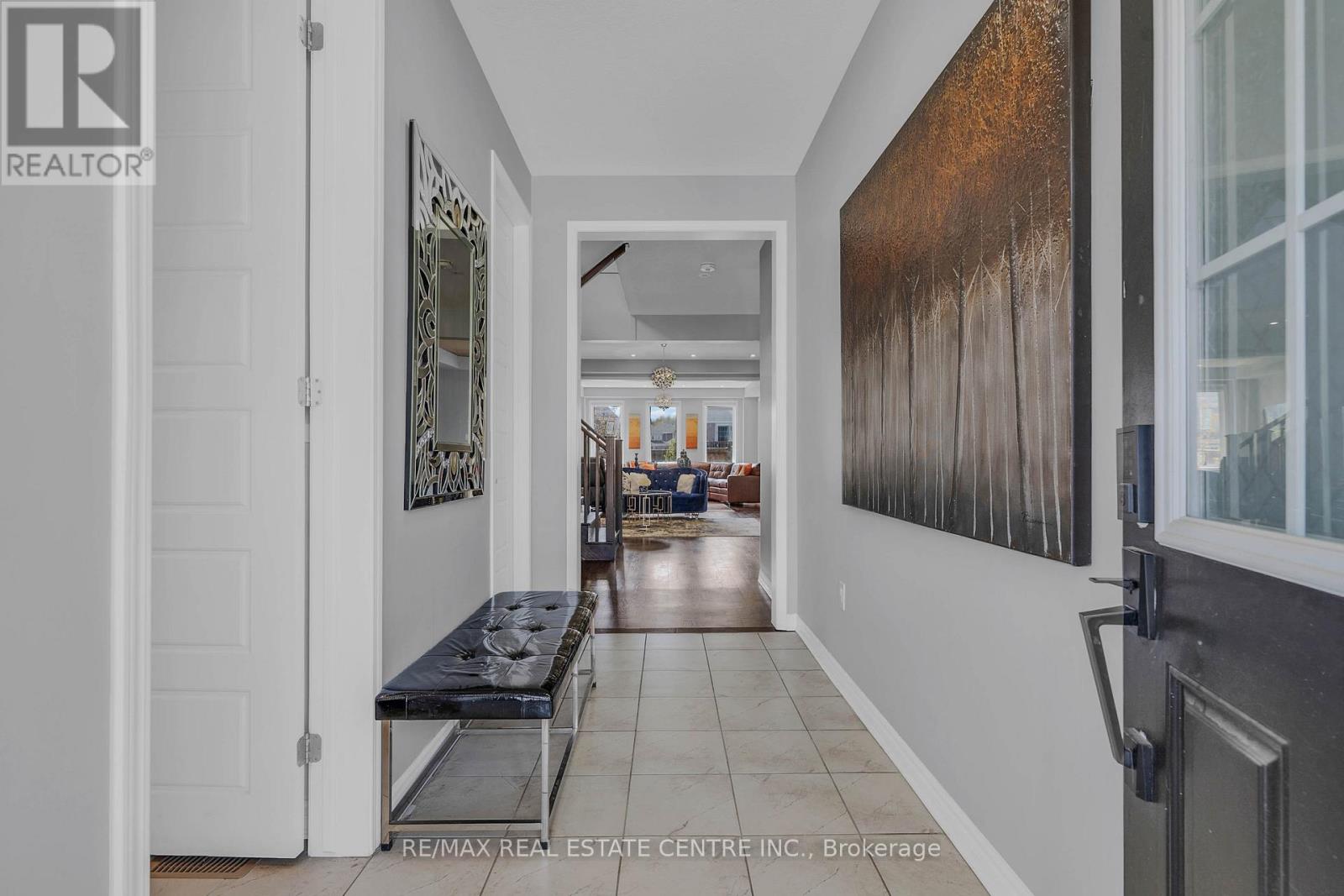 460 EQUESTRIAN WAY