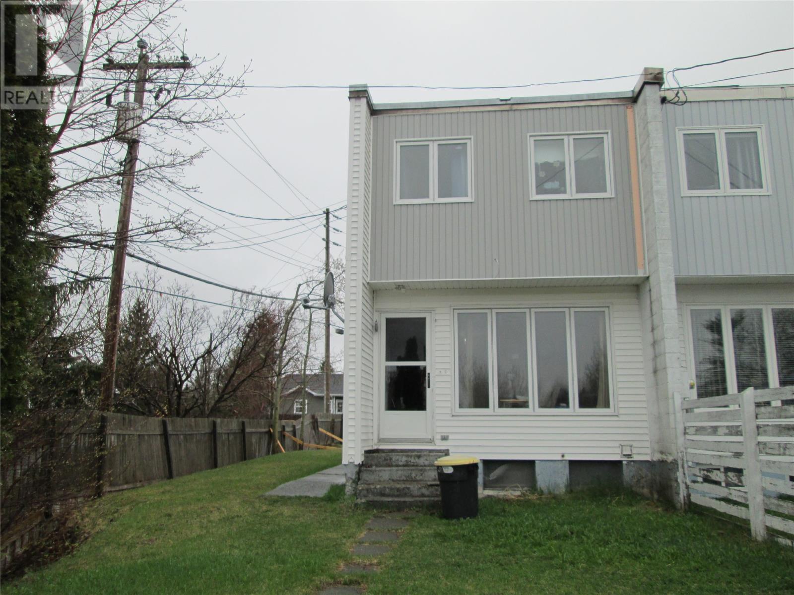 2 O'Neil Avenue