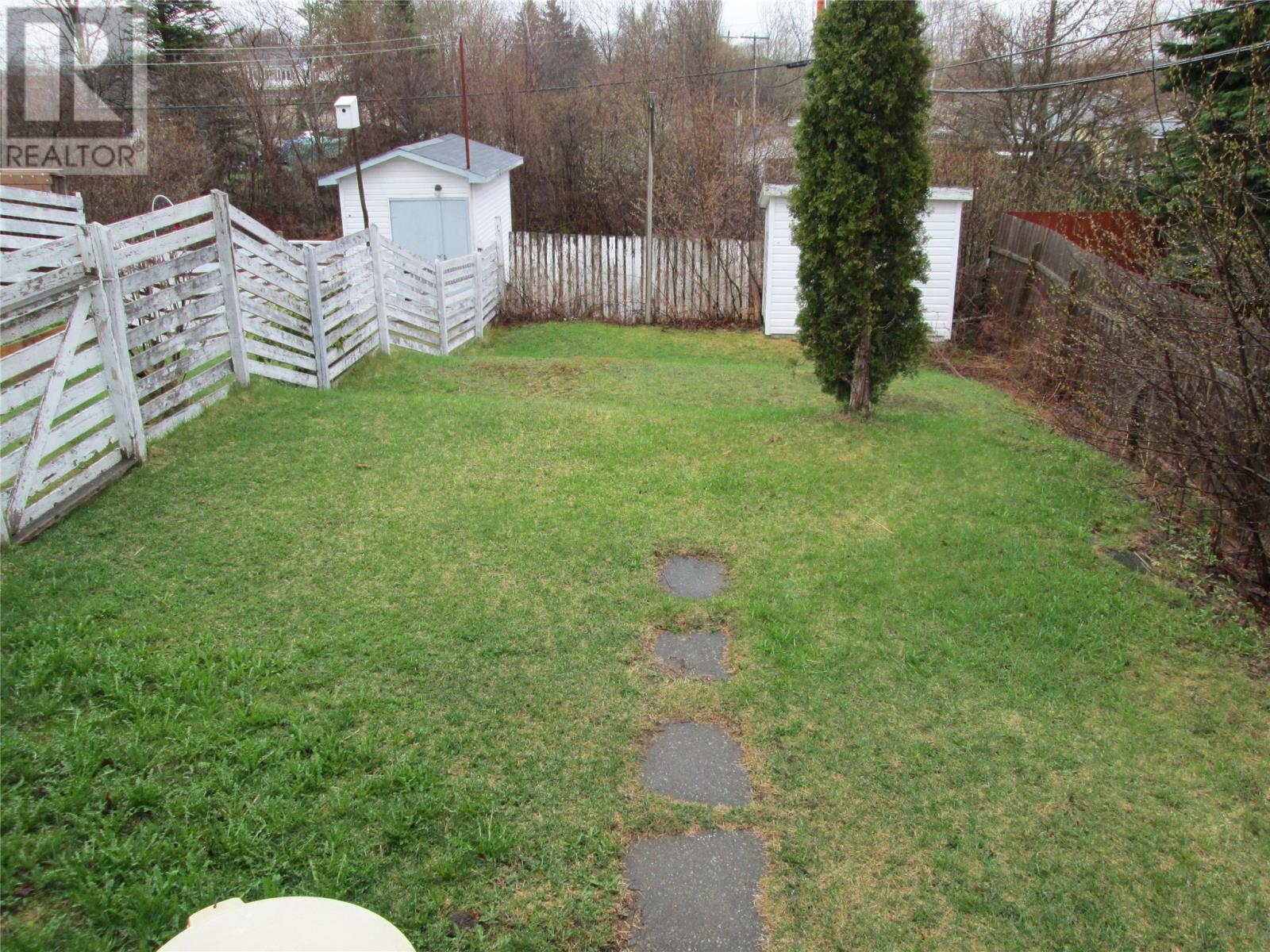 2 O'Neil Avenue