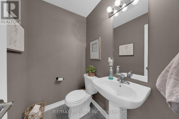 48 Andean Lane, Barrie, ON 3