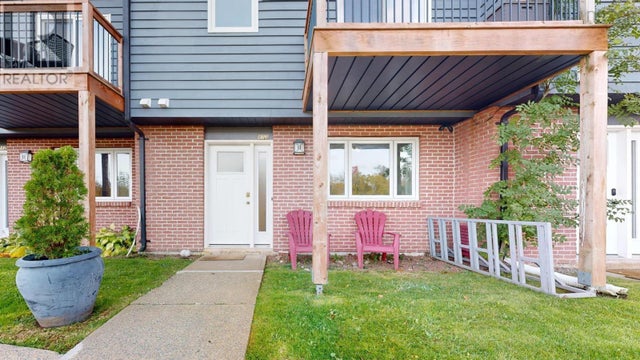 813 8 Blomidon Terrace