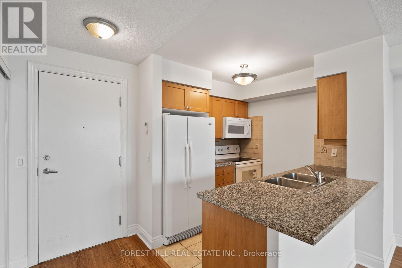 2807 - 15 GREENVIEW AVENUE