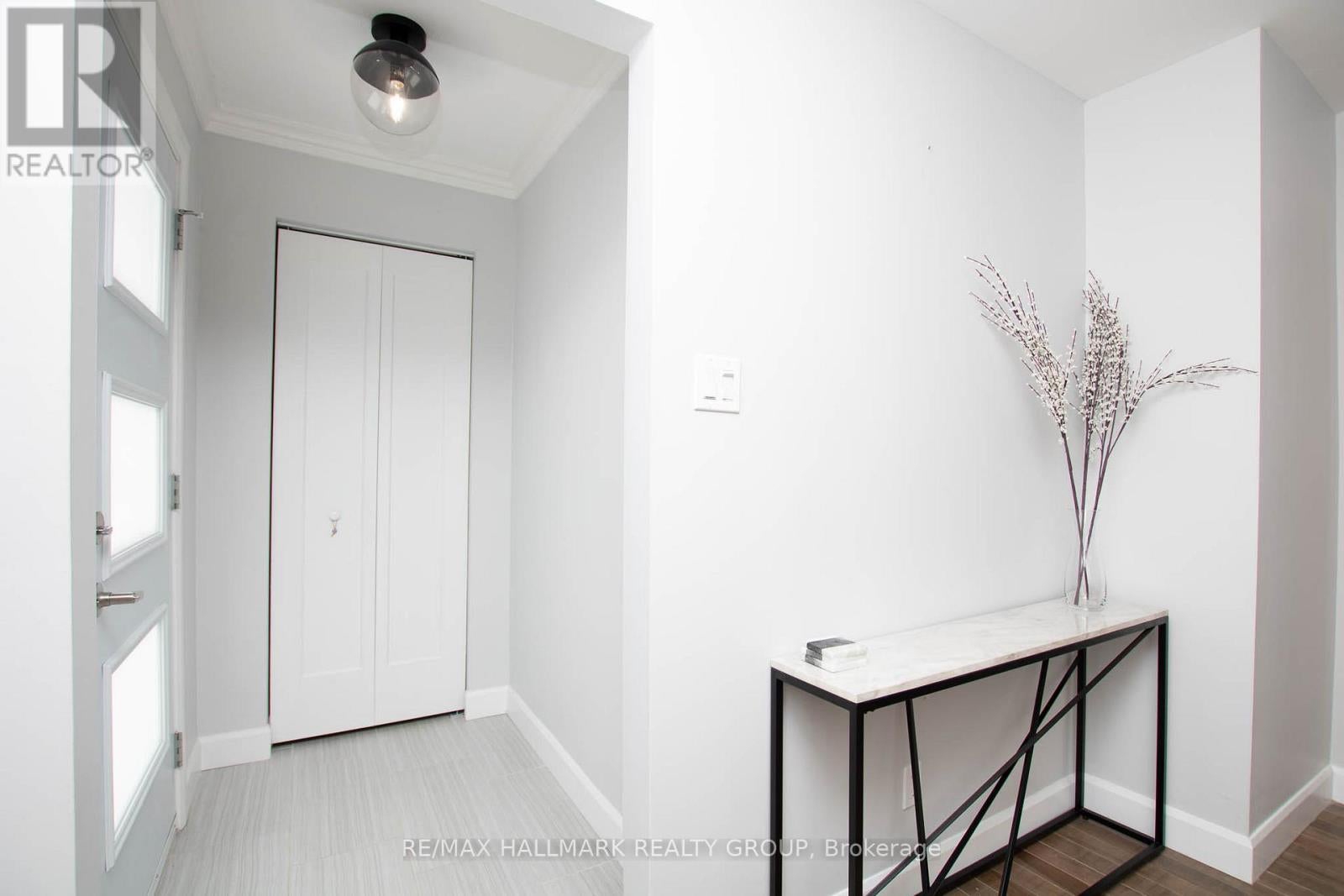 929 MERIVALE ROAD