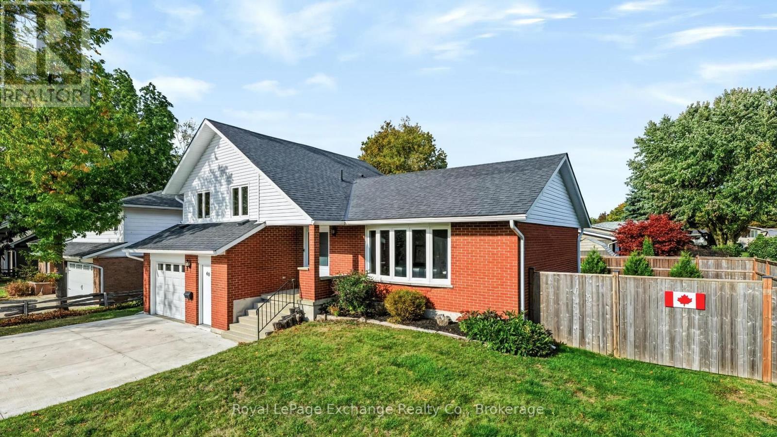 40 GOLF LINKS ROAD