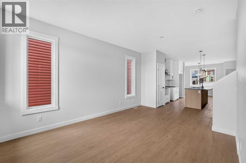 255 Lucas Gate NW
