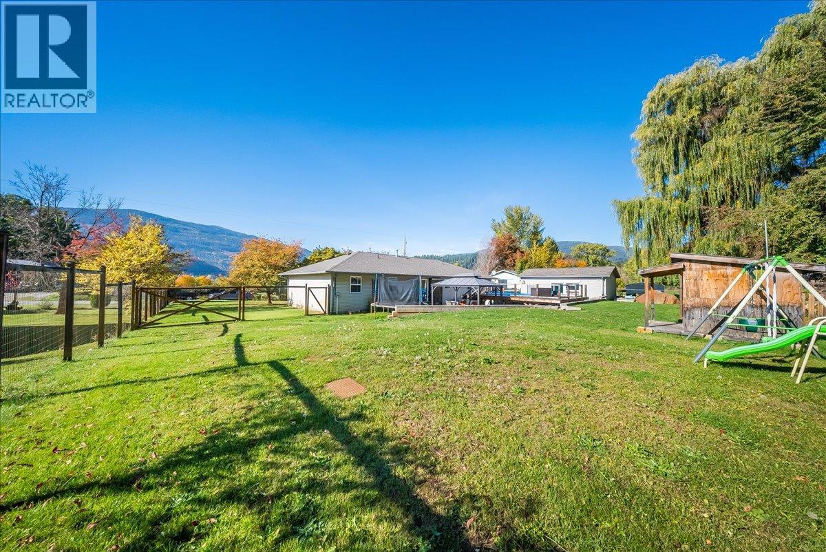 2045 RASPBERRY Road