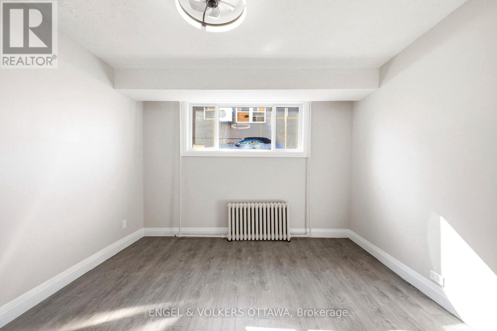 1 - 287 ST LAURENT BOULEVARD