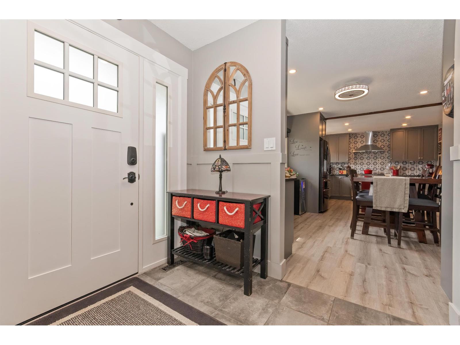 1549 PINEWOOD AVENUE, Agassiz