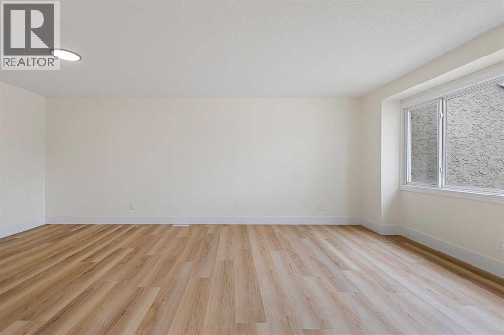 802, 700 Allen Street SE