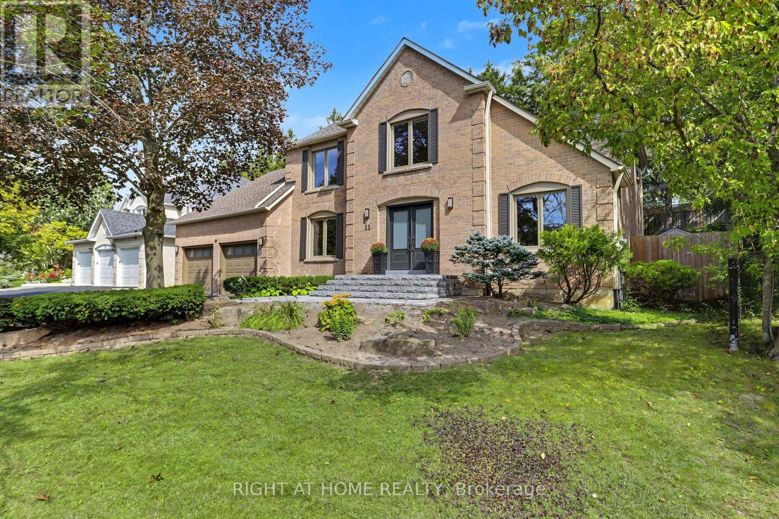 11 HARROWSMITH PLACE