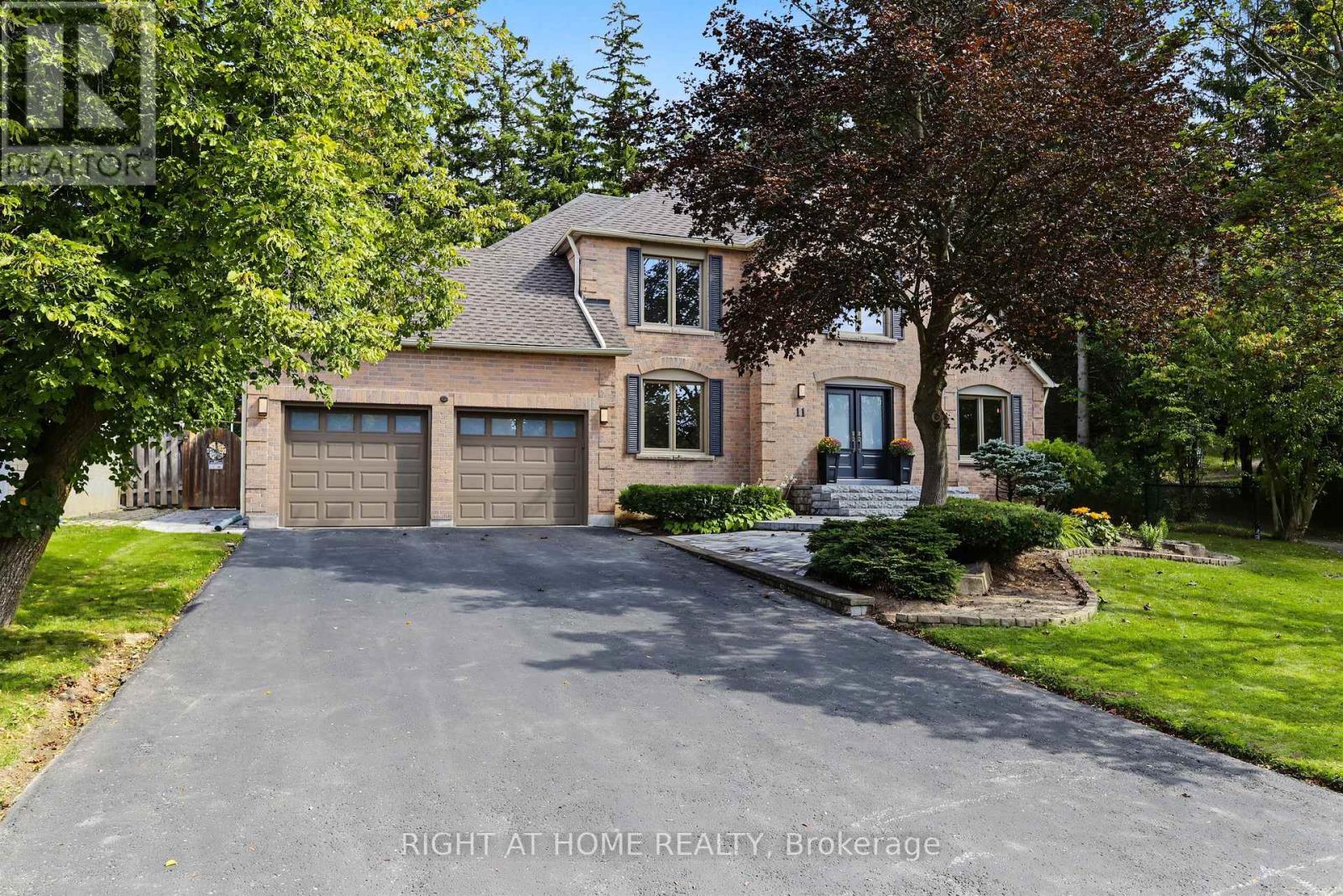 11 HARROWSMITH PLACE