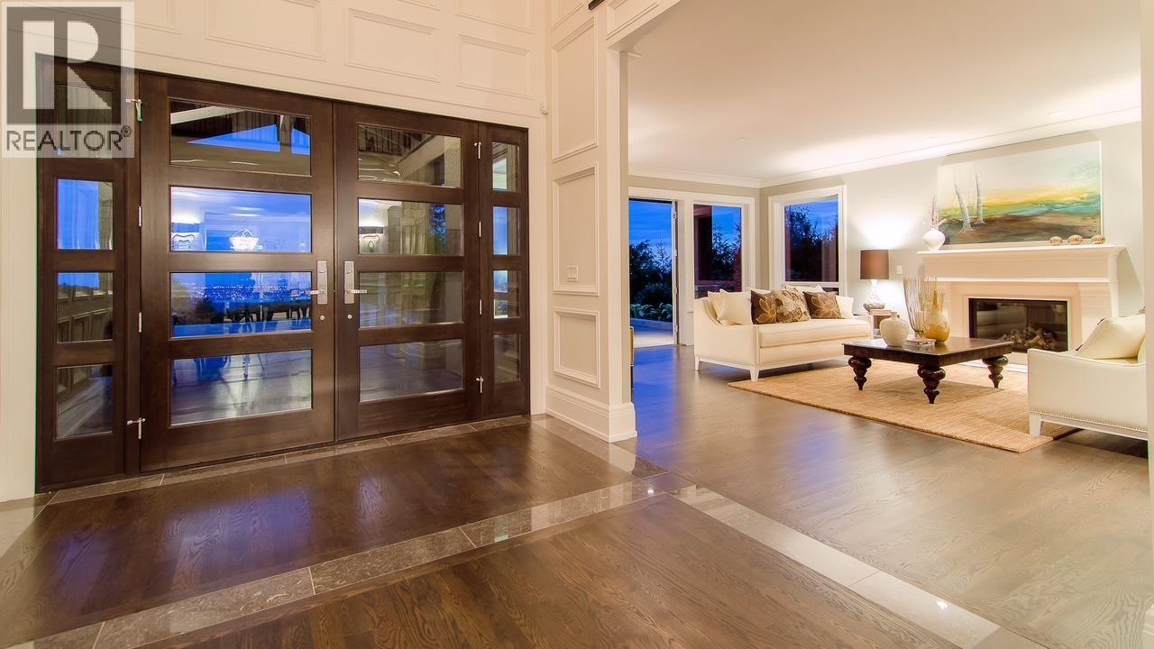 1122 HIGHLAND DRIVE