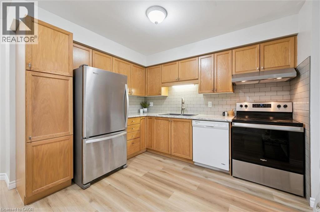 124 GOSLING Gardens Unit# 44