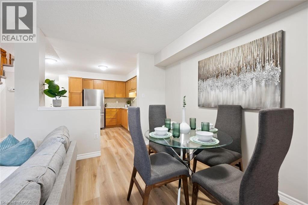124 GOSLING Gardens Unit# 44