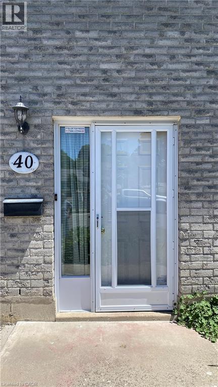 40 MARLBORO Court