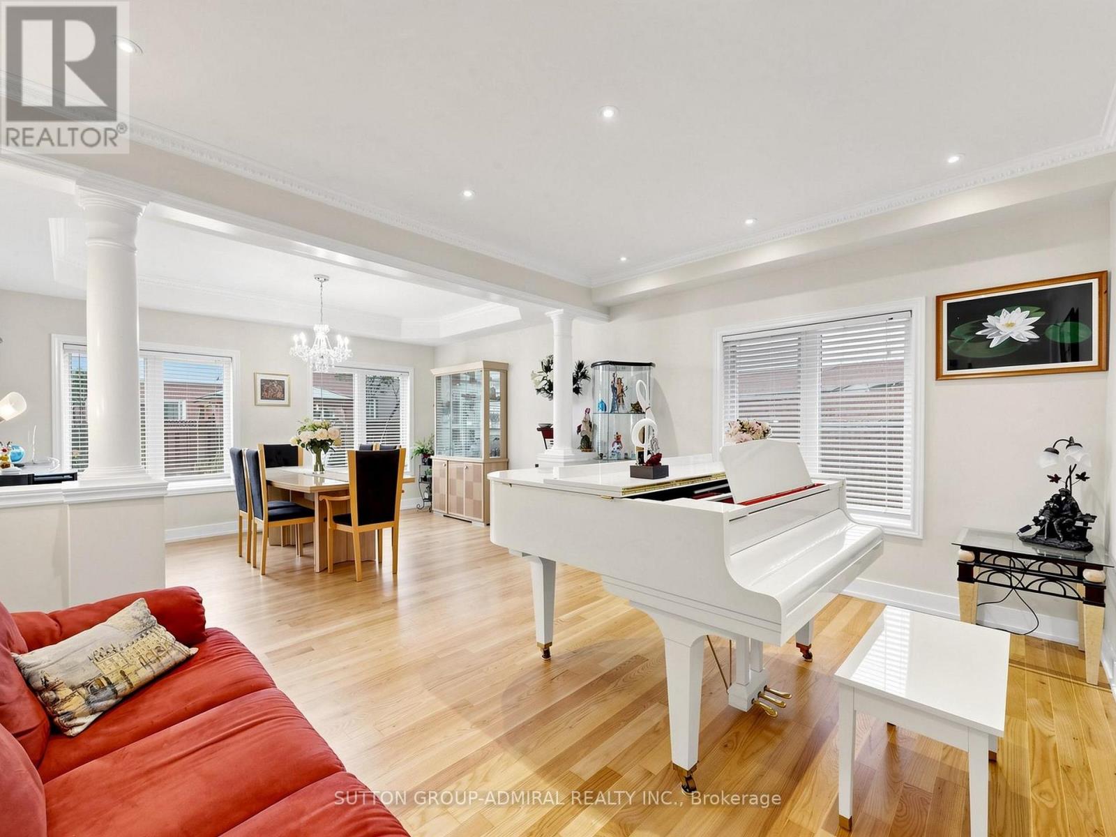 41 RAVEL DRIVE