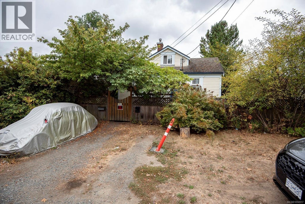 3814 ROWLAND AVE, SAANICH, BC V8Z 1X7 - Image 3542549791.jpeg?d=l