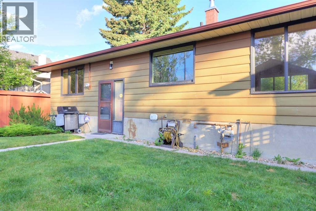31 Rosery Drive NW