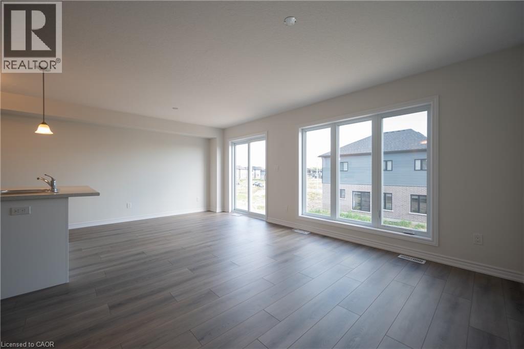 257 BENNINGER Drive Unit# Upper